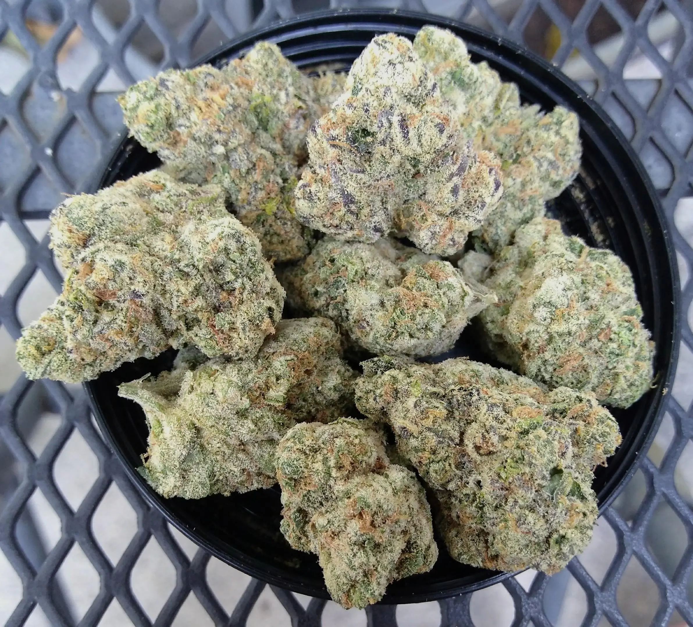 Strain Review Wedding Pie Weed Delivery Winnipeg